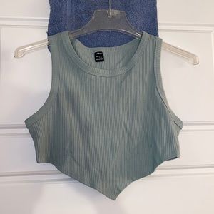 Green SHEIN crop top. Stretchy material. Never been worn. Size medium